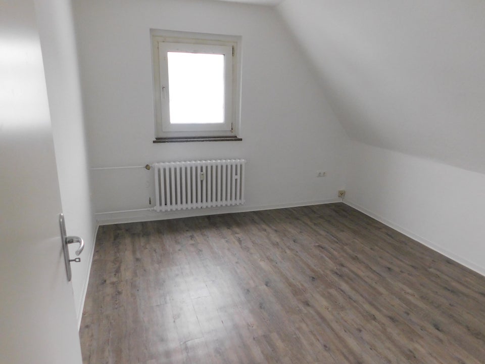 Schönes Heisingen: 2-Zimmer-Raumwunder mit großer Küche in sehr ruhiger Wohnlage - Photo 4