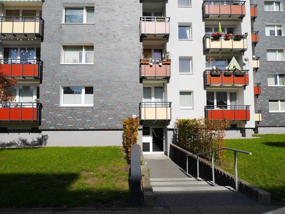Frisch sanierte große 2-Zimmer-Wohnung mit Balkon - Foto 5