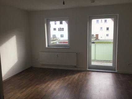 Lust auf eine günstige 4-Zi.-Wohnung ? Dann lesen sie weiter - Photo 1