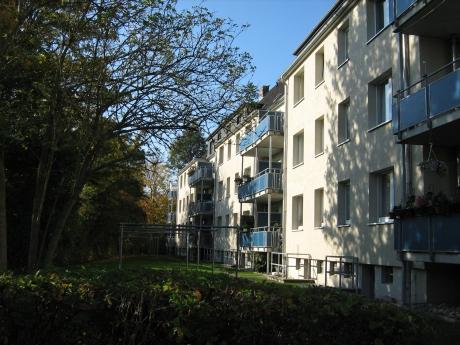 Da kommt man gern Heim. Kleine 3-Zimmer-Dachgeschosswohnung zu sofort! - Photo 3