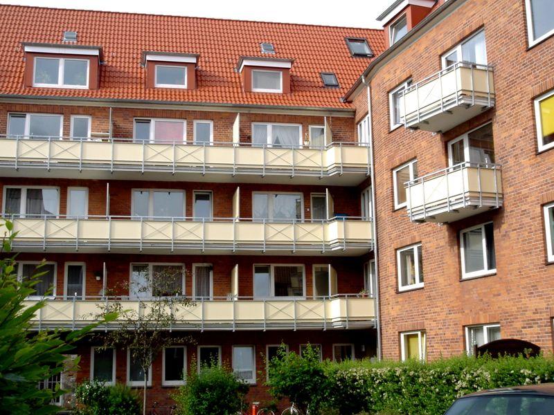 Nette Nachbarn gesucht: 3,5 Zimmer-Erdgeschoss-Wohnung mit Terrasse, sofort anmietbar! - Foto 4