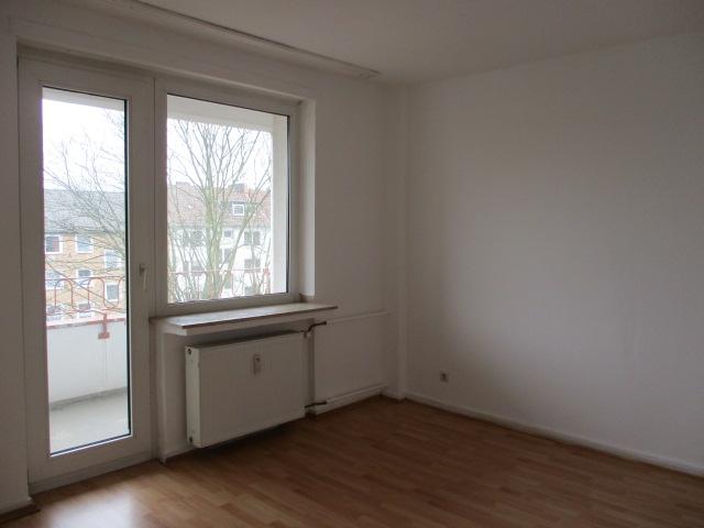 Essen-Holsterhausen: Zentral gelegene 2-Raum-Wohnung mit Balkon - Foto 1