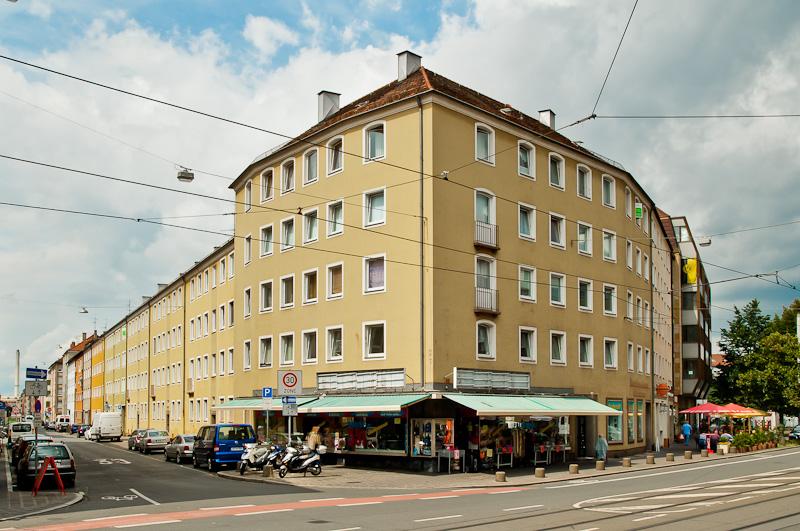 Für Sie renoviert! 2-Zimmer-Wohnung in mit Einbauküche - Foto 3