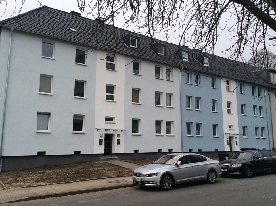 Etwas besonderes: günstig geschnittene 3-Zimmer-Wohnung - Photo 4