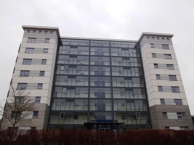 Da kommt man gern Heim. Sanierte 2,5-Zimmer-Wohnung mit Balkon und Fahrstuhl, sofort anmietbar! - Photo 4