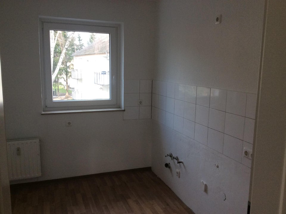Mitten drin statt nur dabei: 3,5-Zimmer-Wohnung mit Balkon - Photo 1