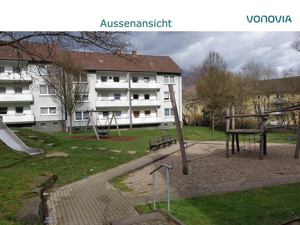 Familien willkommen! 4-Zimmer Wohnung mit großem Balkon in ruhiger Lage - Foto 4