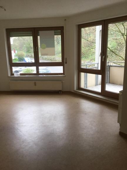 Frisch für Sie saniert – Schöne, helle 2 Zimmer Wohnung! - Photo 4