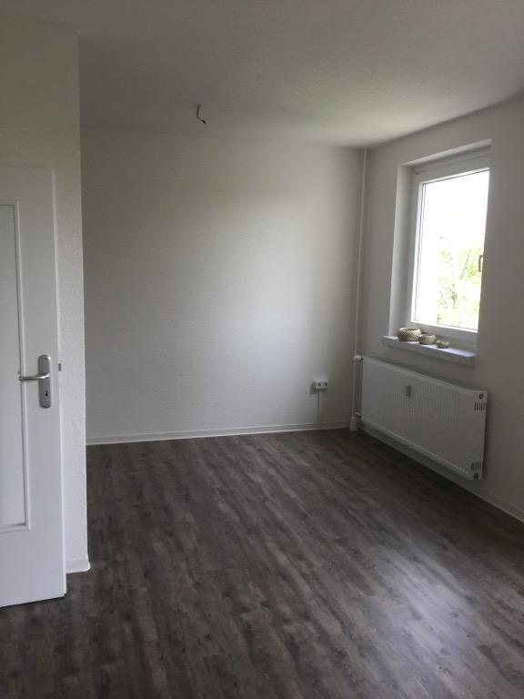 Gemütliche 3-Raumwohnung mit offener Küche und Balkon! - Foto 5