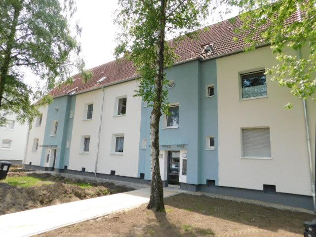 Da kommt man gern Heim. interessante 2-Zi.-DG - Photo 1