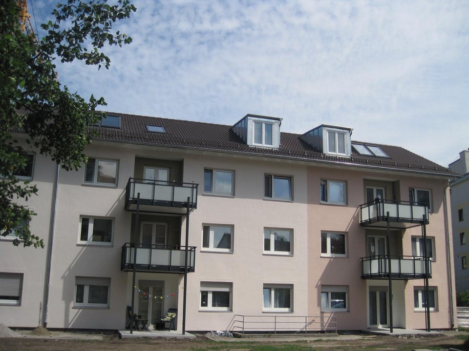 Wohnglück - individuelle 2-Zi.-Wohnung mit Ausblick - Photo 3