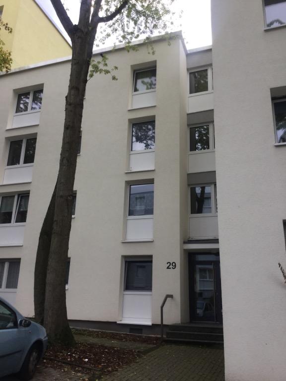 Komplett renovierte 3 Zimmer mit Balkon in schöner Wohnlage von Mülheim - Photo 3
