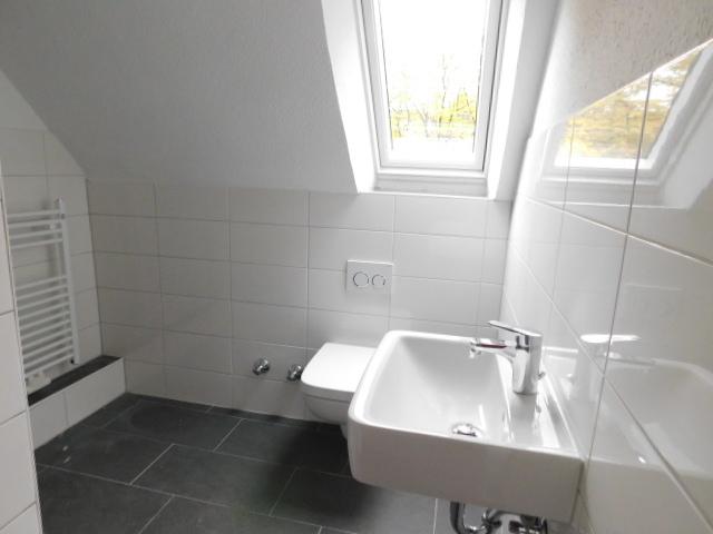 Gemütliche DG-Wohnung in Stadtnähe! - Foto 1