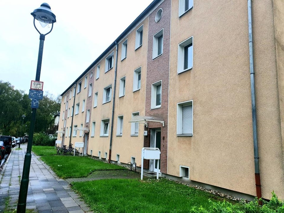 Zum 01.08: 2-Zimmer-Wohnung in Hassels - bald mit Garten, Übernahme der Küche möglich - Foto 4