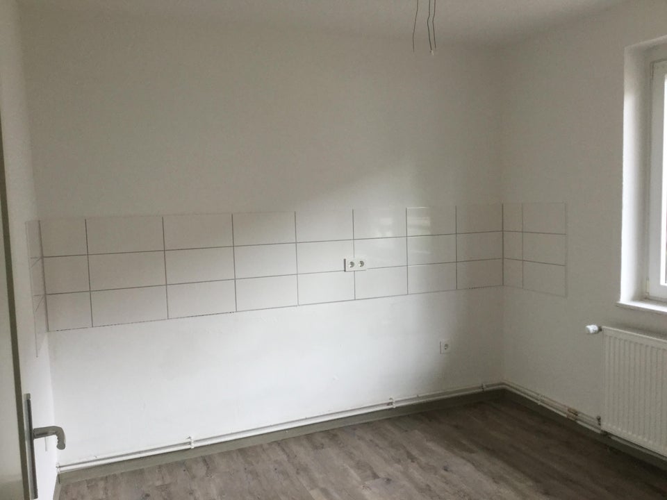 2-Zimmer-Wohnung im EG mit Tageslichtbad und Garten - Foto 2