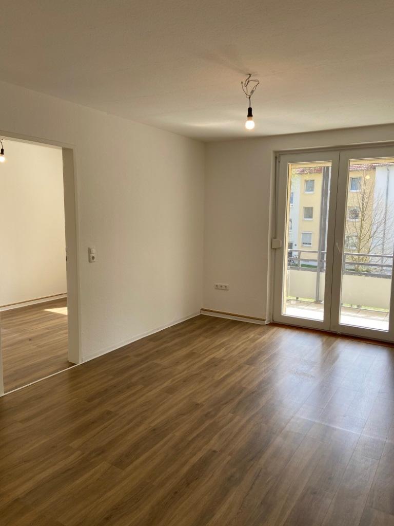 Schicke 3,5 Zimmerwohnung mit Balkon sucht kleine Familie! - Foto 2