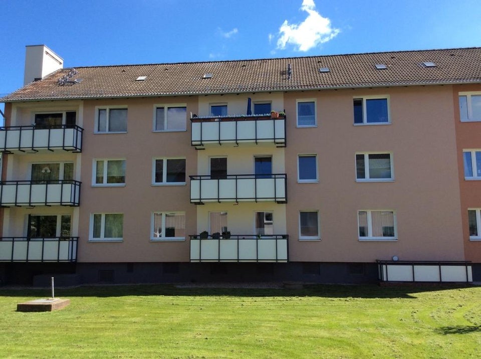 Renovierte 3-Zimmer-Wohnung mit Balkon - Foto 2