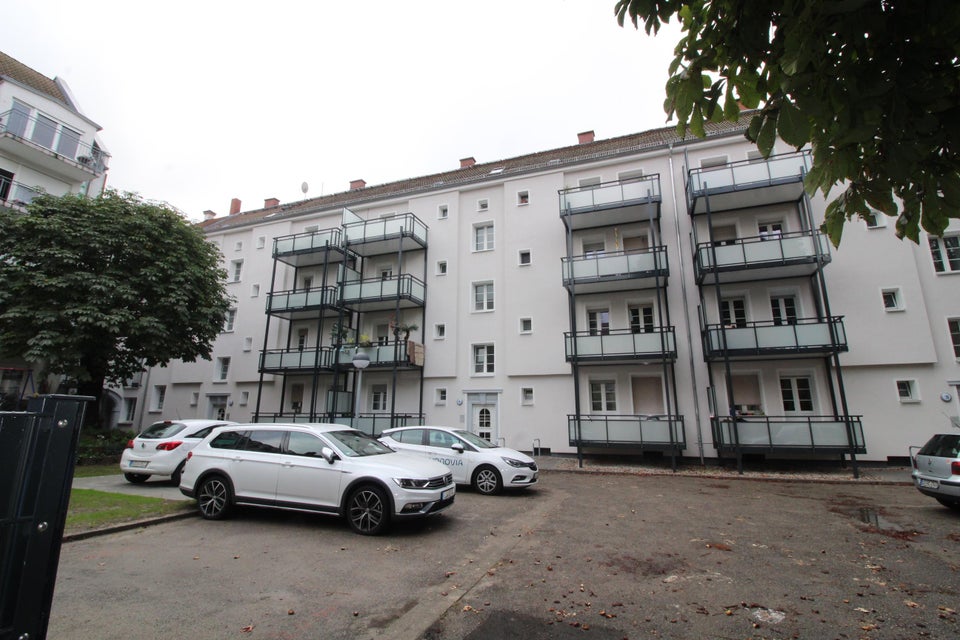 Frisch sanierte 2-Zimmer-Wohnung im 1 Obergeschoß - Foto 3