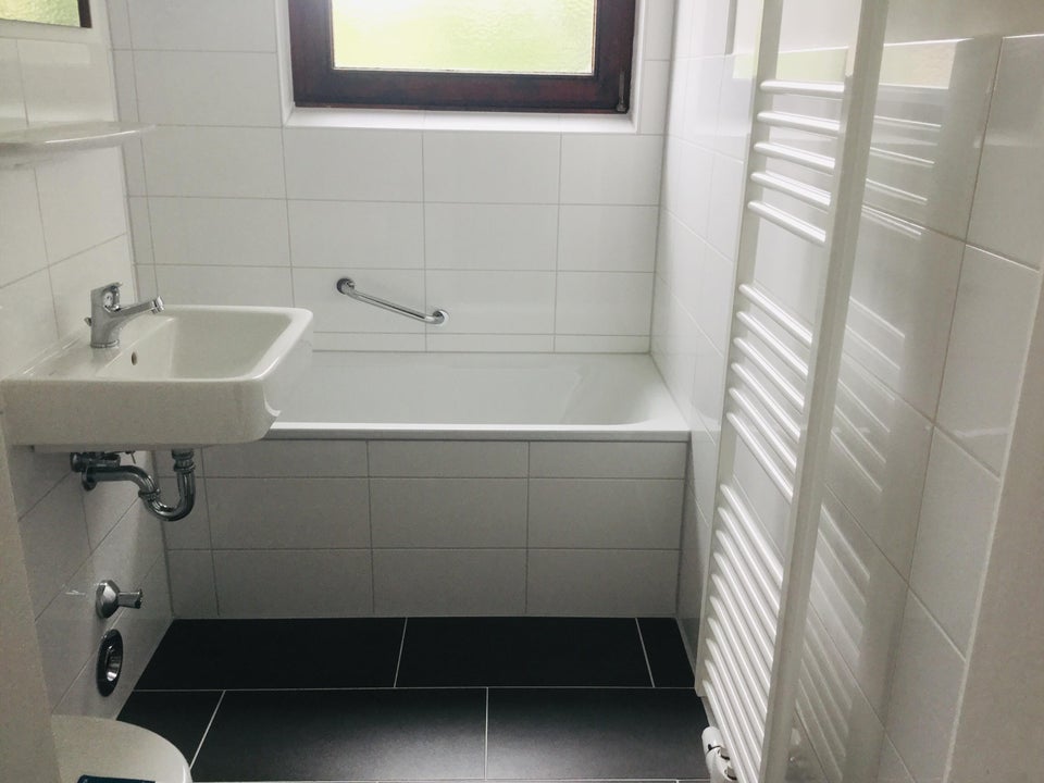 Renovierte 3-Zimmer-Wohnung mit Flair - Einzugsfertig - Photo 4