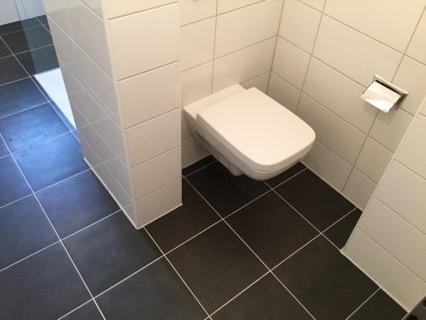 Hell, modern, renoviert: Deine neue 2-Zimmer-Wohnung mit Balkon - Foto 2