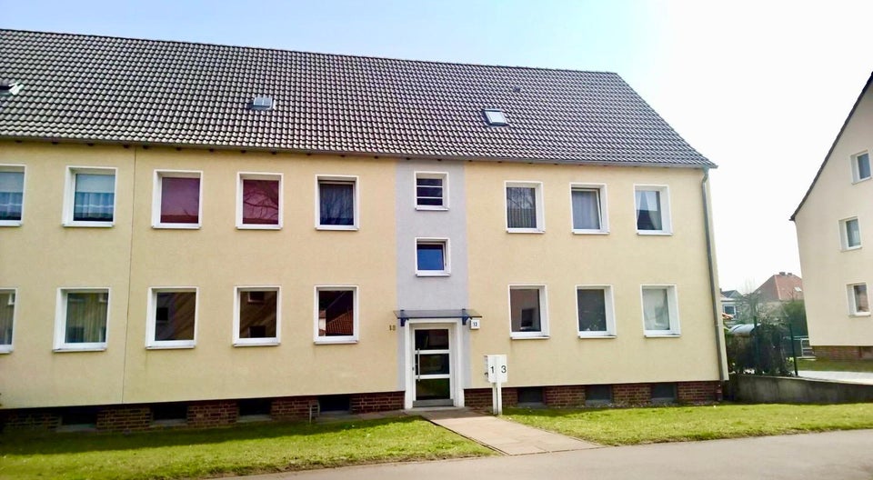 BARSINGHAUSEN – RUHIGE WOHNLAGE: Ansprechende 3-Zimmer-Wohnung mit ca. 61 m² – ab sofort bezugsfrei - Photo 1