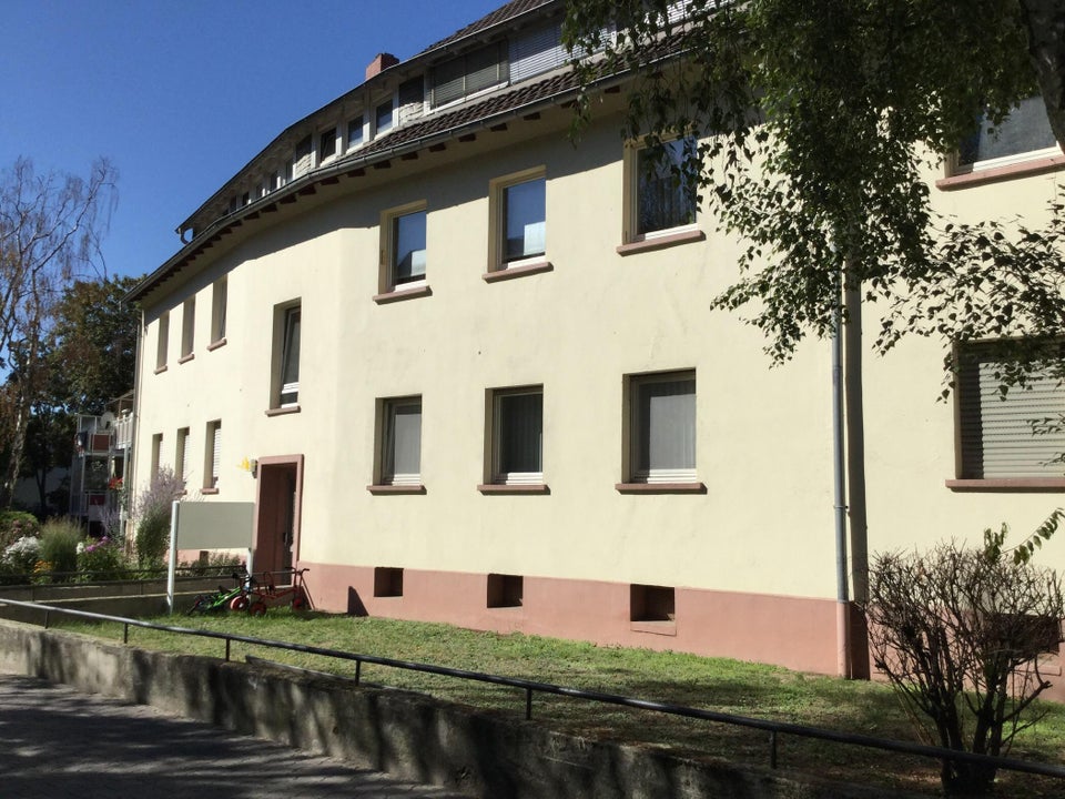 2,5 Zimmer mit Balkon und Tageslichtbad - Foto 5