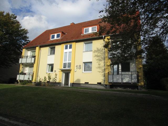 Sparen Sie sich das renovieren - bezugsfertige 3 Raum-Wohnung mit separatem Mansardenzimmer* - Garage möglich ! - Foto 2