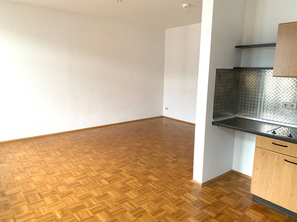 Gemütliche 1 Raum Wohnung mit Einbauküche - Foto 3