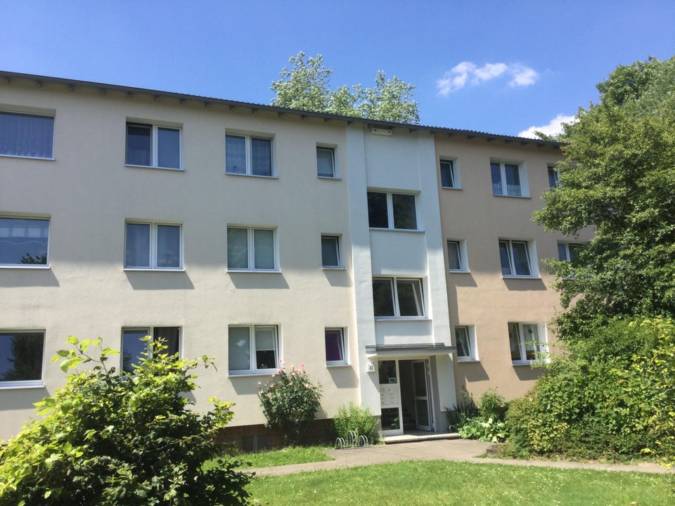 Familienfreundliche 3 Zimmer-Wohnung mit Balkon / Freifinaziert - Photo 3
