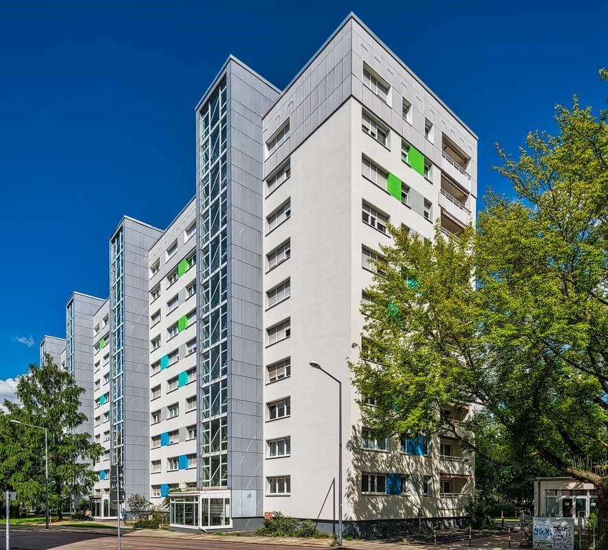 Erstbezug nach Sanierung: gut geschnittene 2-Zimmer-Wohnung mit Balkon in Johannstadt - Photo 2
