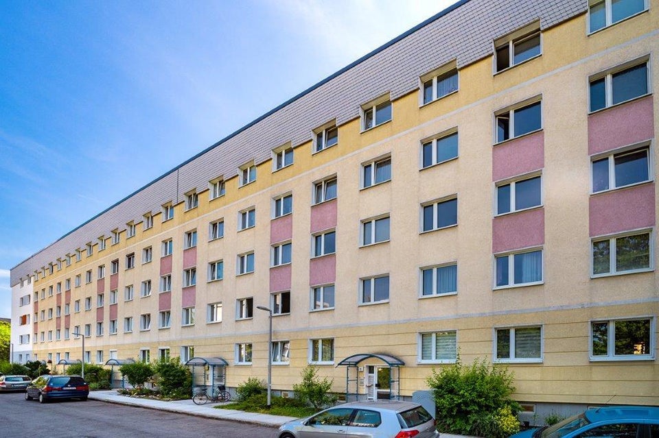 Gemütliche 3-Raumwohnung mit offener Küche und Balkon! - Foto 3