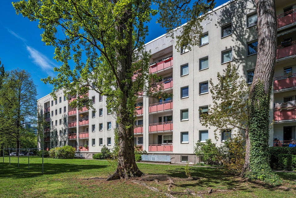 2-Zimmer-Wohnung mit Balkon im Grünen - Foto 2