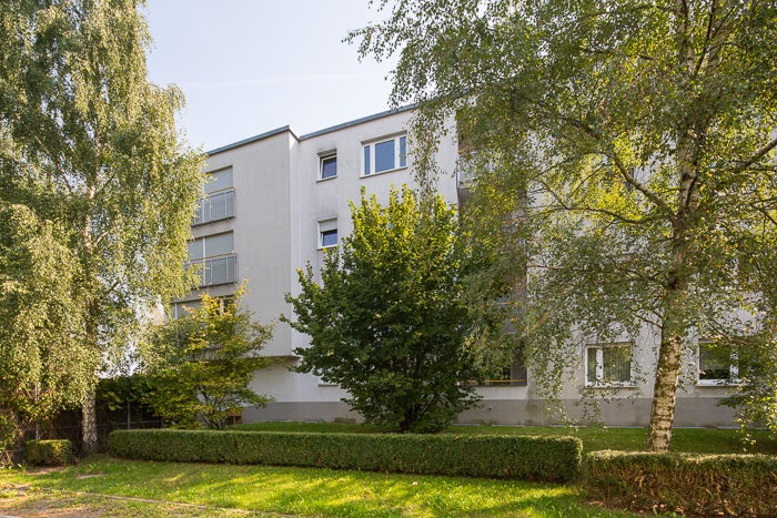 schöne 2-Zimmer-Wohnung mit Einbauküche - Foto 2