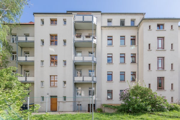 2 Raum Wohnung mit Einbauküche und großen Abstellraum im DG - Photo 2