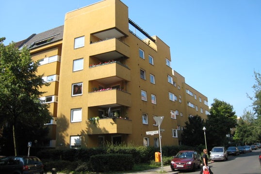 تصویر Wohnung bei Deutsche Wohnen · Laubacher Str. 40, 14197 Berlin