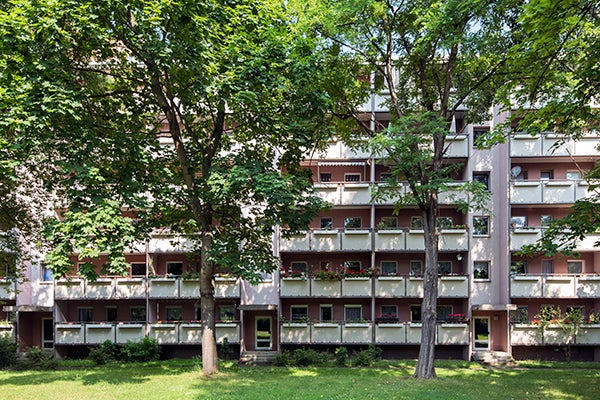 4-Zimmerwohnung in oberster Etage mit Aufzug und Balkon freut sich auf nette Mieter! - Foto 5