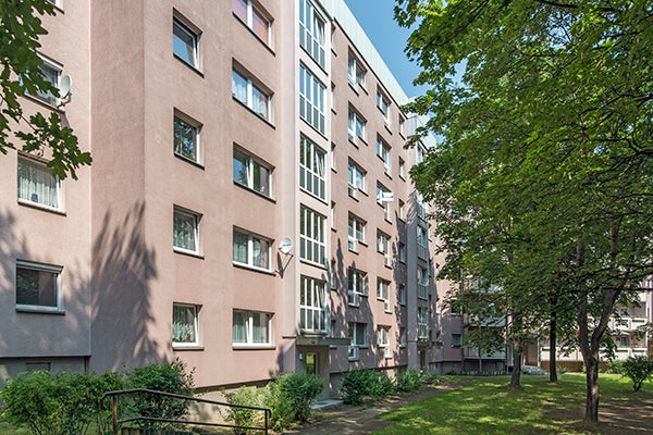 Wir sanieren für Sie: 2-Zimmerwohnung mit Balkon im 1.Obergeschoß! - Foto 2
