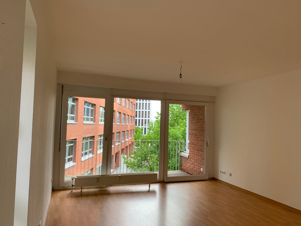 Helle moderne 2-Zimmer-Wohnung in Bockenheim (nähe Messe) - Photo 3