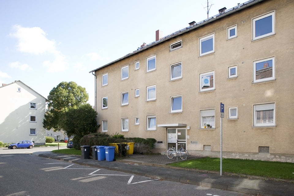 Schöne 3-Zimmer-Wohnung mit Tageslichtbad in Hanau-Großauheim zu vermieten - Foto 4