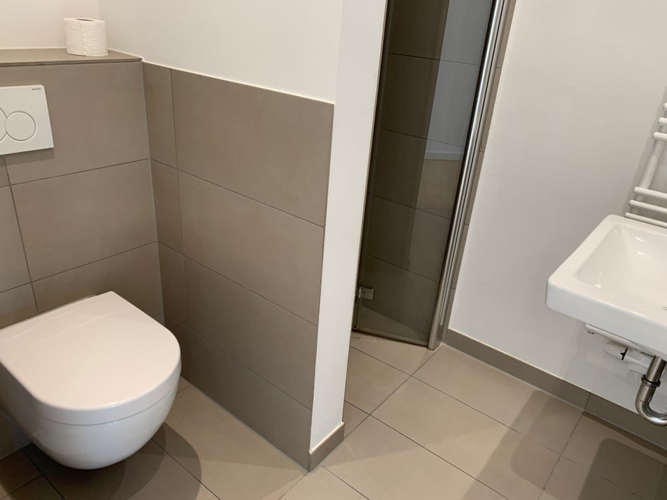 2-Zimmer-Wohnung in zentraler Lage - mit Einbauküche - Foto 5