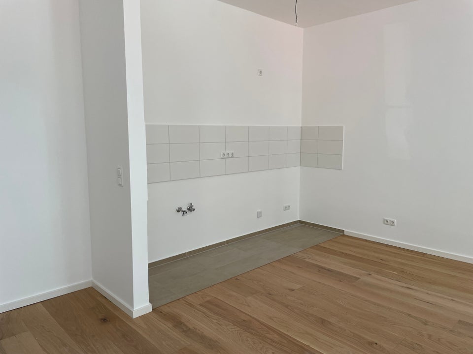 Traumwohnung! Erdgeschosswohnung mit Terrasse in Flinger ab dem 01.12.2025 - Photo 1