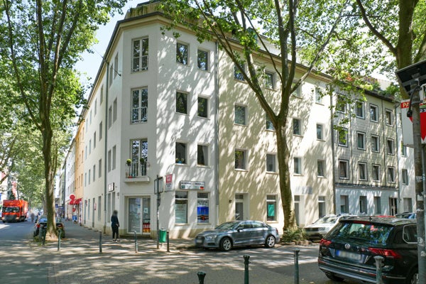 Stadtmitte: Großzügige 3-Zimmer-Wohnung mit Einbauküche - Foto 2
