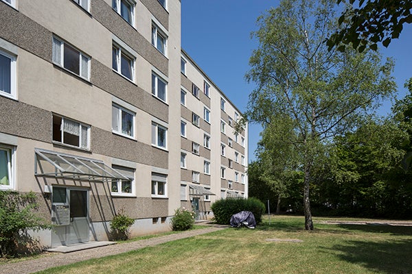 Erstbezug nach Sanierung! Wunderschöne 3-Zimmer-Wohnung - Photo 2