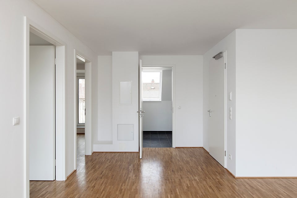 Großzügige 4-Zimmer-Wohnung mit langem Balkon – ideal für Paare & Familien im 4. Obergeschoss - Foto 4