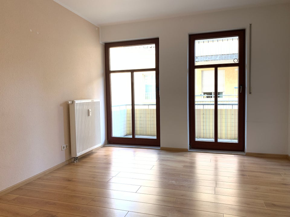 Schöne 2 Raum Wohnung mit Balkon! - Foto 2
