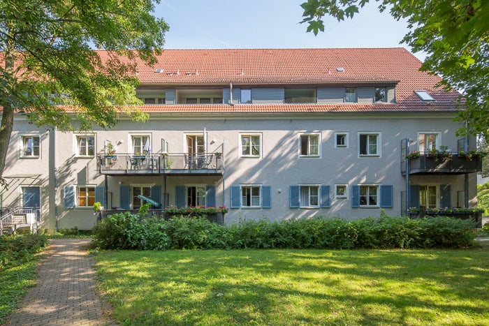 Ruhige Lage gesucht? Schöne 2 Raum Wohnung mit Stellplatzanmietung ab dem 16.11.2026 zu vermieten! - Foto 2
