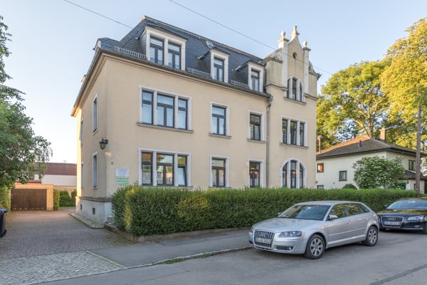 Große 4-Raumwohnung mit Badewanne und Dusche sucht neue Mieter*innen! Übernahme Küche möglich! - Foto 1