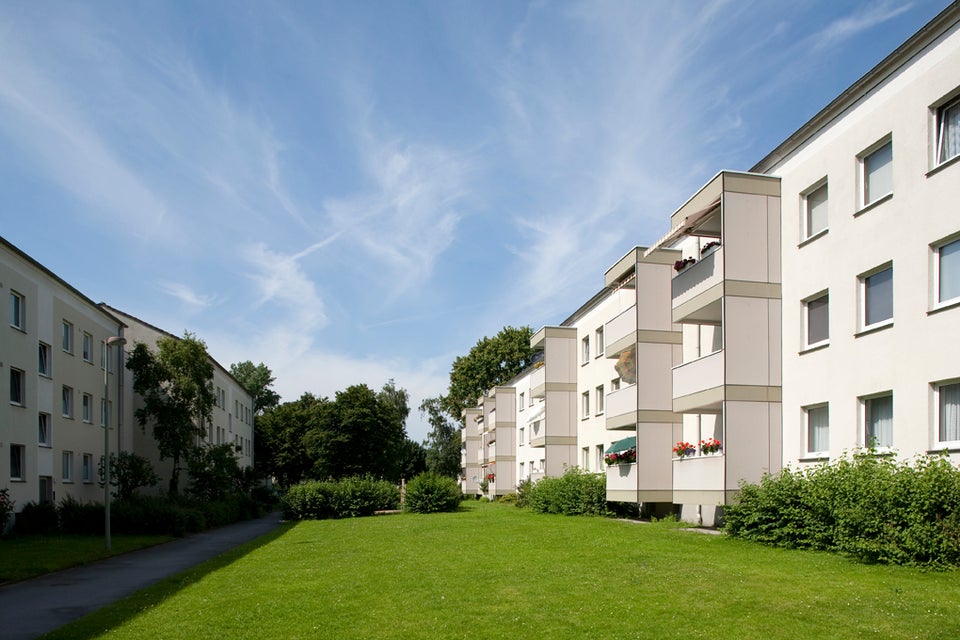 Helle und großzügig geschnittene 2-Zimmer-Wohnung in Langenfeld! - Foto 4