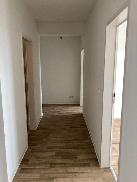 Gemütliche 3-Zimmer-Wohnung mit Balkon in Leichlingen! - Foto 4