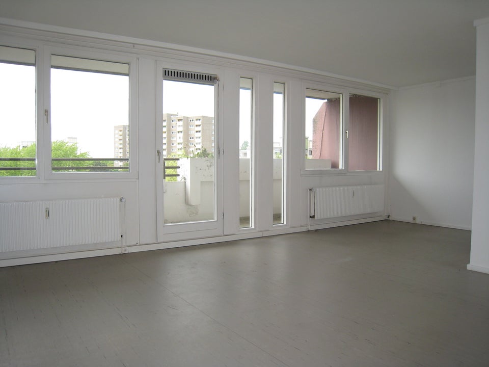 Stop: großzügige 3- Zimmerwohnung am Sahlkampmarkt - Foto 5